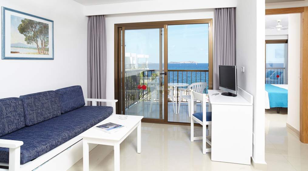 Aparthotel Nereida Sant Antoni de Portmany Exterior foto